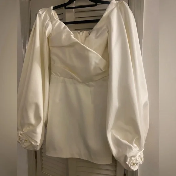 House of CB “Carlyn” Ivory satin balloon sleeve mini Dress